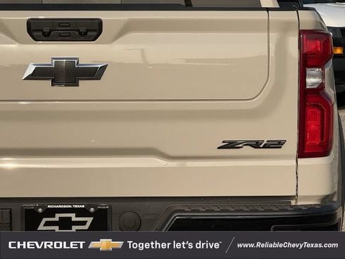 New 2026 Chevrolet Silverado 1500 ZR2 w/ Dark Appearance Package AWD/4WD image 8