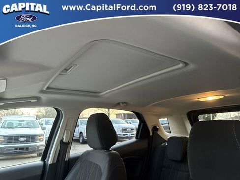 Used 2020 Ford EcoSport SE w/ SE Convenience Package image 21