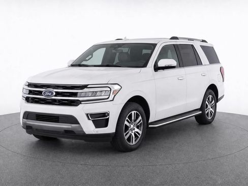 Used 2022 Ford Expedition Limited RWD image 1