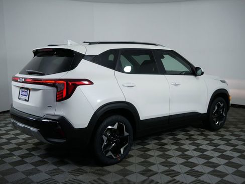 New 2026 Kia Seltos S image 10