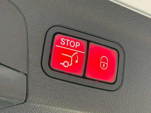 Used 2023 Mercedes-Benz GLE 450 4MATIC image 48