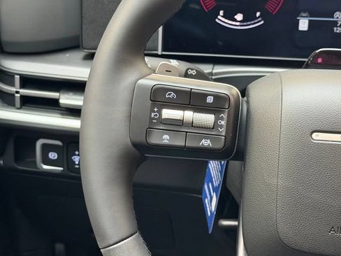 Certified 2026 Hyundai Santa Fe SEL FWD image 17