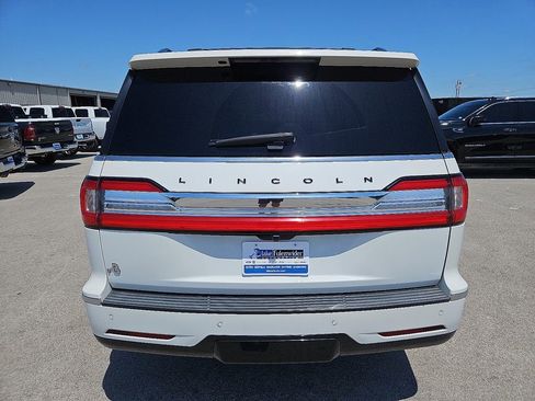 Used 2020 Lincoln Navigator L Black Label w/ Cargo Convenience Package AWD/4WD image 6