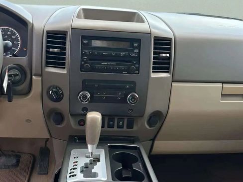 Used 2012 Nissan Titan SV w/ SV Value Truck Pkg image 21