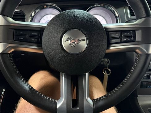Used 2012 Ford Mustang GT Premium w/ Electronics Pkg RWD image 6