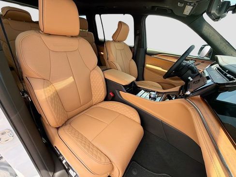 New 2026 Jeep Grand Cherokee L Summit w/ Advanced Protech Group IV AWD/4WD image 31