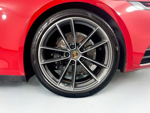 Used 2020 Porsche 911 Carrera RWD image 32