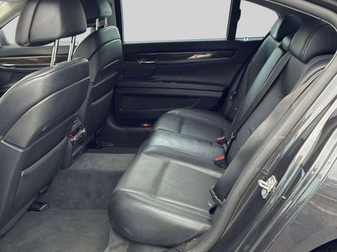 Used 2012 BMW 750Li xDrive image 4