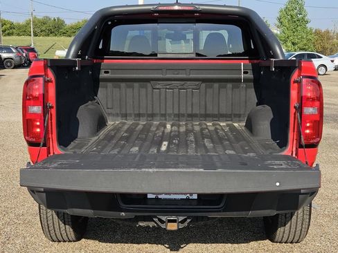 Used 2019 Chevrolet Colorado ZR2 w/ ZR2 Dusk Special Edition AWD/4WD image 11
