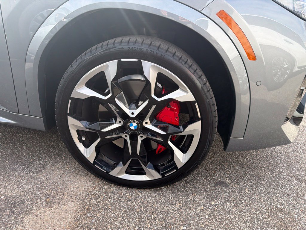 Used 2026 BMW X2 xDrive28i w/ Technology Package AWD/4WD image 4