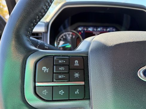 Certified 2022 Ford F150 XLT w/ Equipment Group 302A High image 22