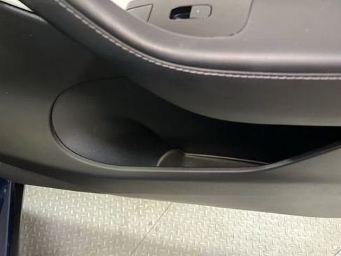 Used 2021 Tesla Model Y Long Range image 56