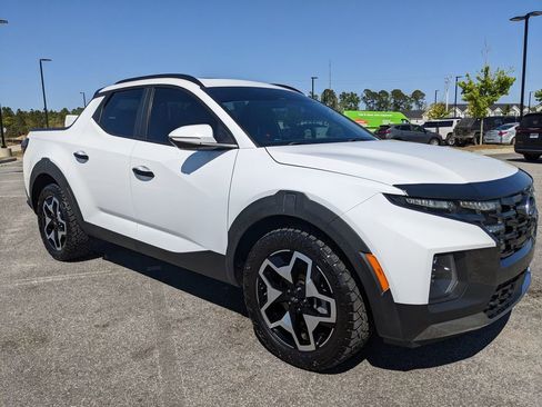 Used 2023 Hyundai Santa Cruz Limited image 14