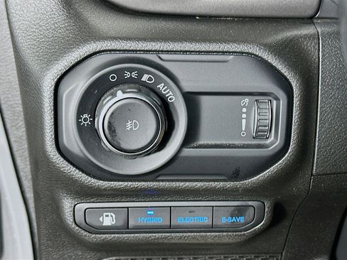 Used 2023 Jeep Wrangler Unlimited w/ Cold Weather Group AWD/4WD image 17