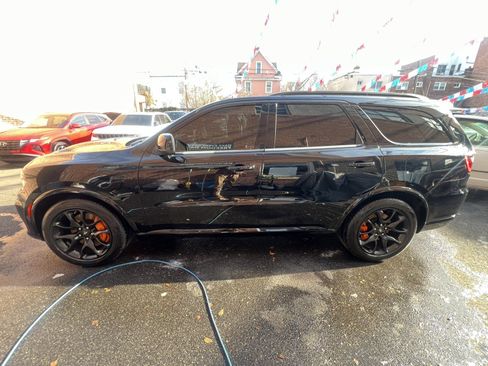 Used 2023 Dodge Durango R/T w/ Hemi Orange Plus Package image 13