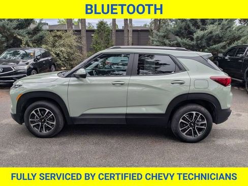 Used 2025 Chevrolet TrailBlazer LT AWD/4WD image 8