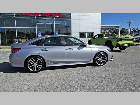 Used 2022 Honda Civic Touring image 33