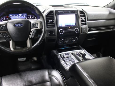 Used 2020 Ford Expedition XLT w/ Equipment Group 202A image 2