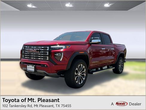 Used 2024 GMC Canyon Denali AWD/4WD image 1