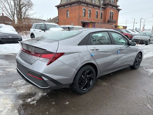 New 2026 Hyundai Elantra Sport image 7