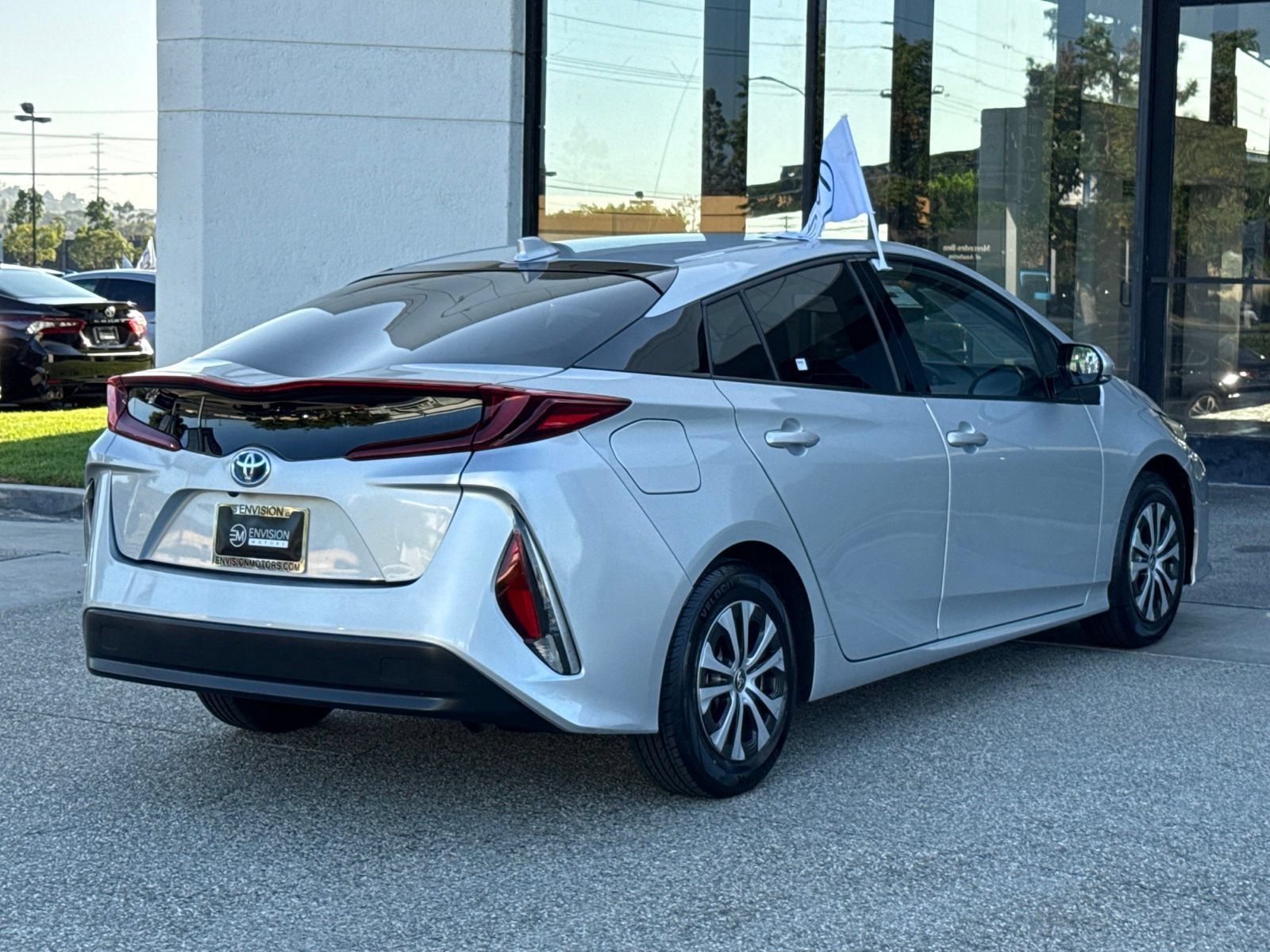 Used 2020 Toyota Prius Prime XLE FWD image 14