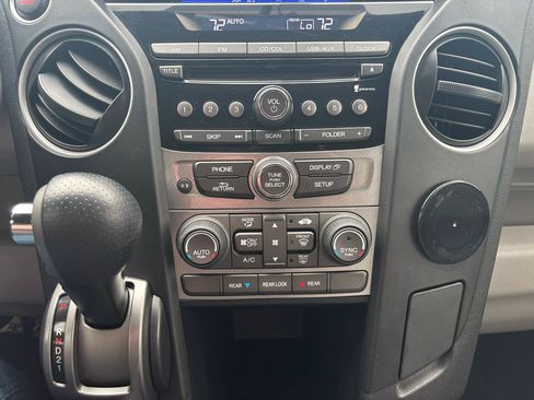 Used 2013 Honda Pilot LX image 32
