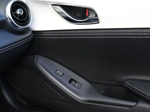 Used 2024 MAZDA MX-5 Miata Grand Touring w/ Weather Package image 19