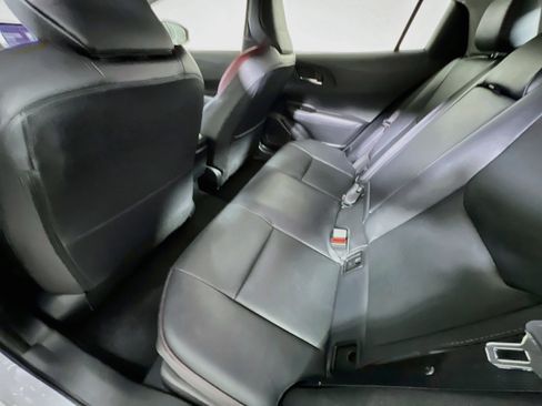 Used 2025 Toyota Prius Plug-In Hybrid FWD image 28