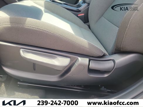 New 2026 Kia K4 FWD image 25