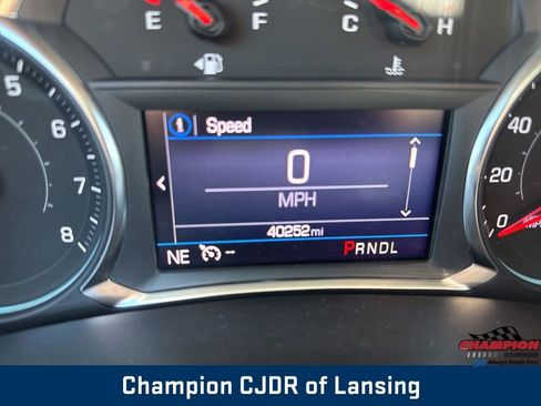 Used 2022 Chevrolet Equinox LT AWD/4WD image 25