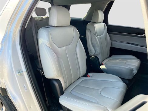 Used 2022 Hyundai Palisade SEL w/ Premium Package image 29