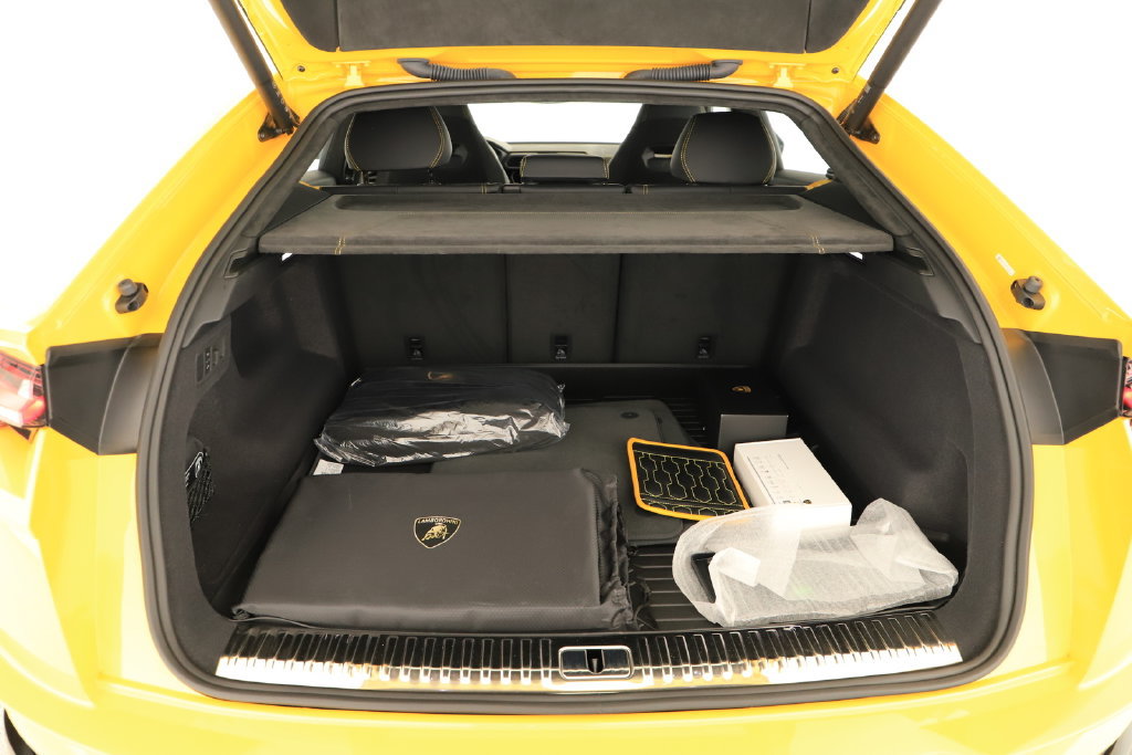 Used 2024 Lamborghini Urus S AWD/4WD image 30