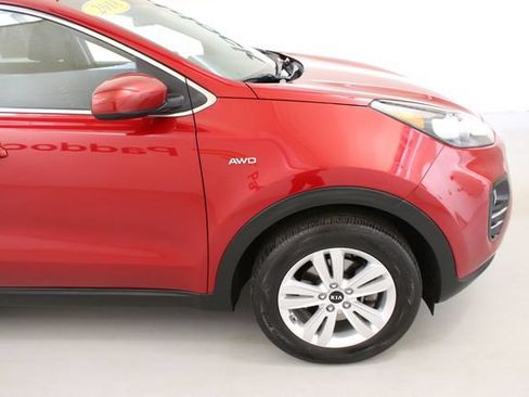 Used 2018 Kia Sportage LX AWD/4WD image 15