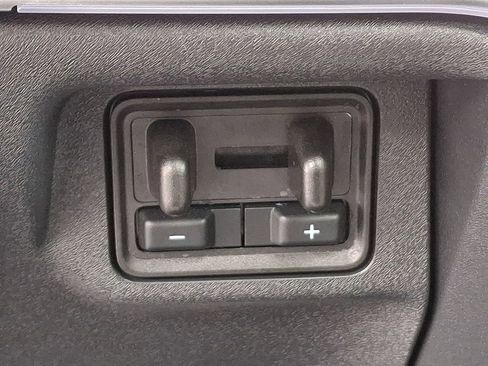 Used 2025 Ford Expedition Platinum AWD/4WD image 27