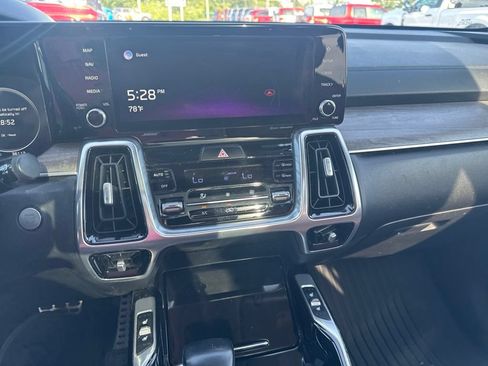 Used 2021 Kia Sorento SX Prestige AWD/4WD image 23