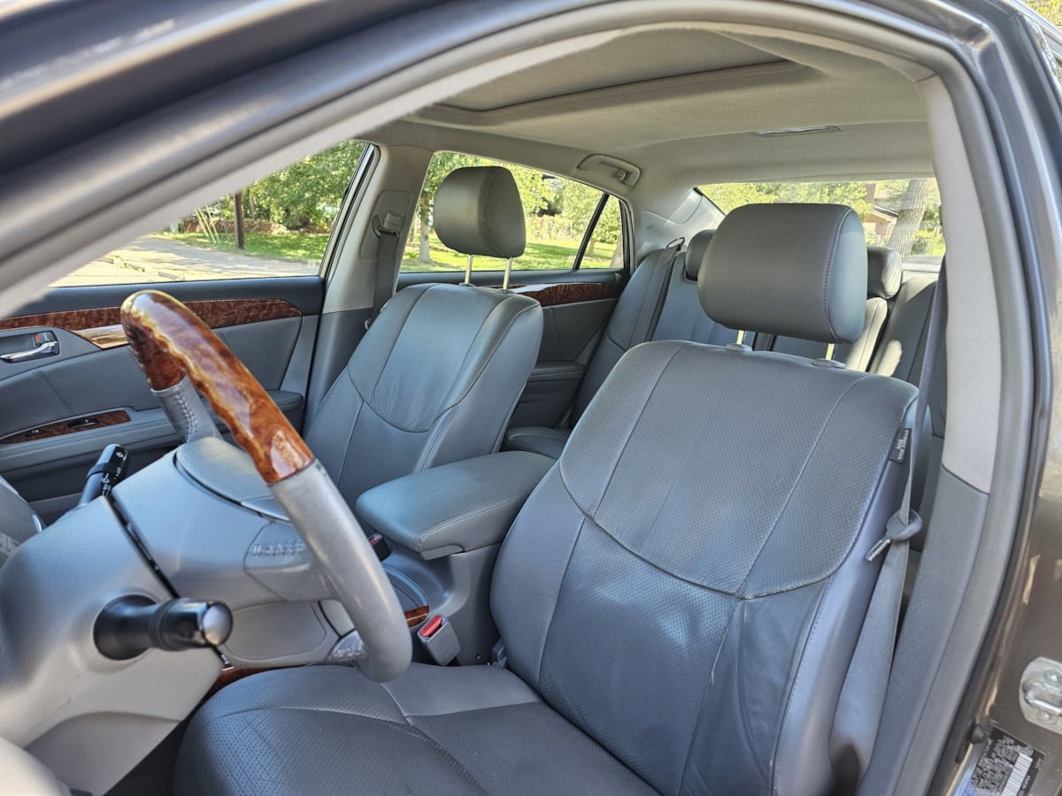 Used 2006 Toyota Avalon Limited FWD image 11
