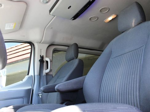 Used 2017 Ford Transit 350 XLT RWD image 10