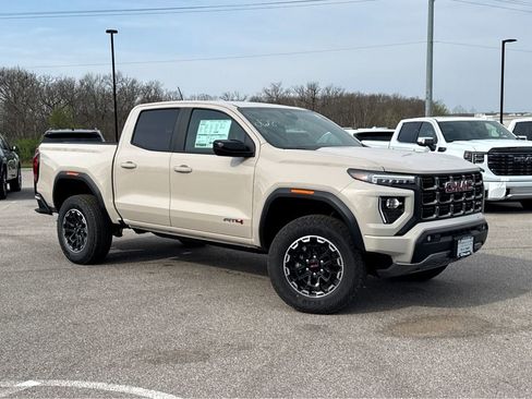 New 2026 GMC Canyon AT4 image 1