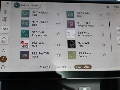 Certified 2025 Land Rover Discovery Sport S image 26