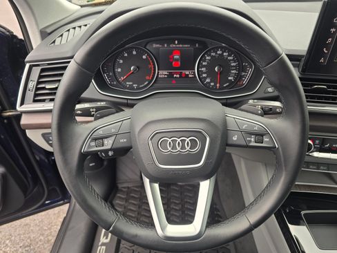 Used 2022 Audi Q5 2.0T Premium AWD/4WD image 13
