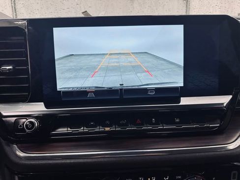 Used 2024 GMC Sierra 1500 SLT image 23