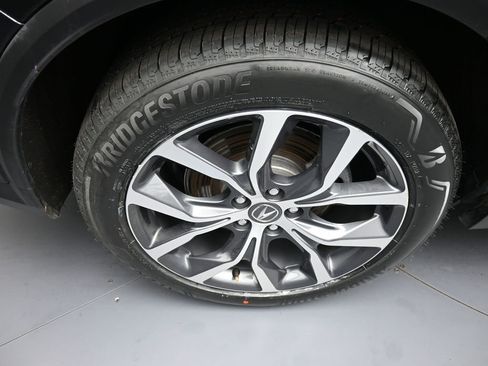 Used 2023 Acura MDX SH-AWD w/ Technology Package image 12