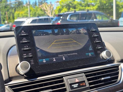 Used 2018 Honda Accord EX-L image 23