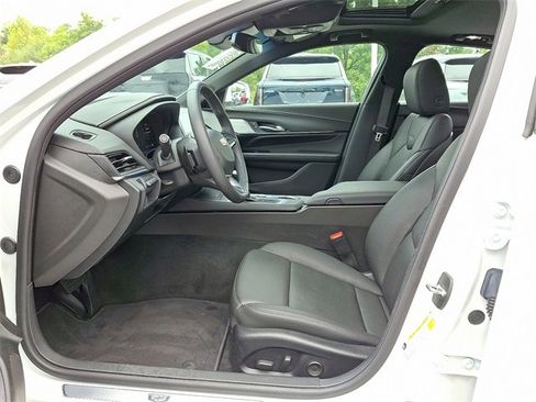 Certified 2022 Cadillac CT4 Premium Luxury image 13