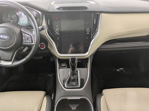 Used 2023 Subaru Outback Limited image 29
