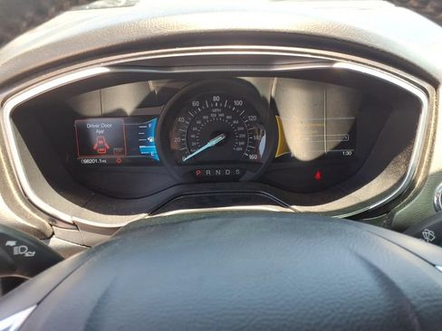 Used 2020 Ford Fusion Titanium AWD/4WD image 19