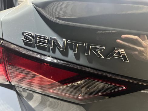 New 2025 Nissan Sentra SR image 24