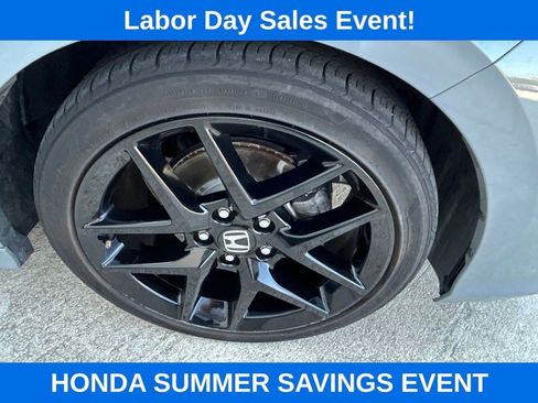 Used 2025 Honda Civic Sport image 4