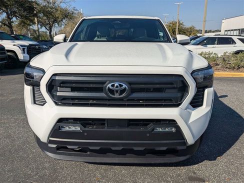 Used 2024 Toyota Tacoma SR5 image 9