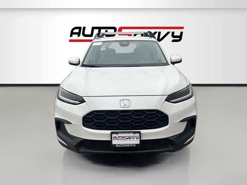 Used 2024 Honda HR-V LX image 2